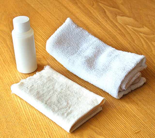 保護クリーム（皮革専用クリーム） 固く絞ったタオル 柔らかい布